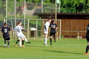 B83A3899